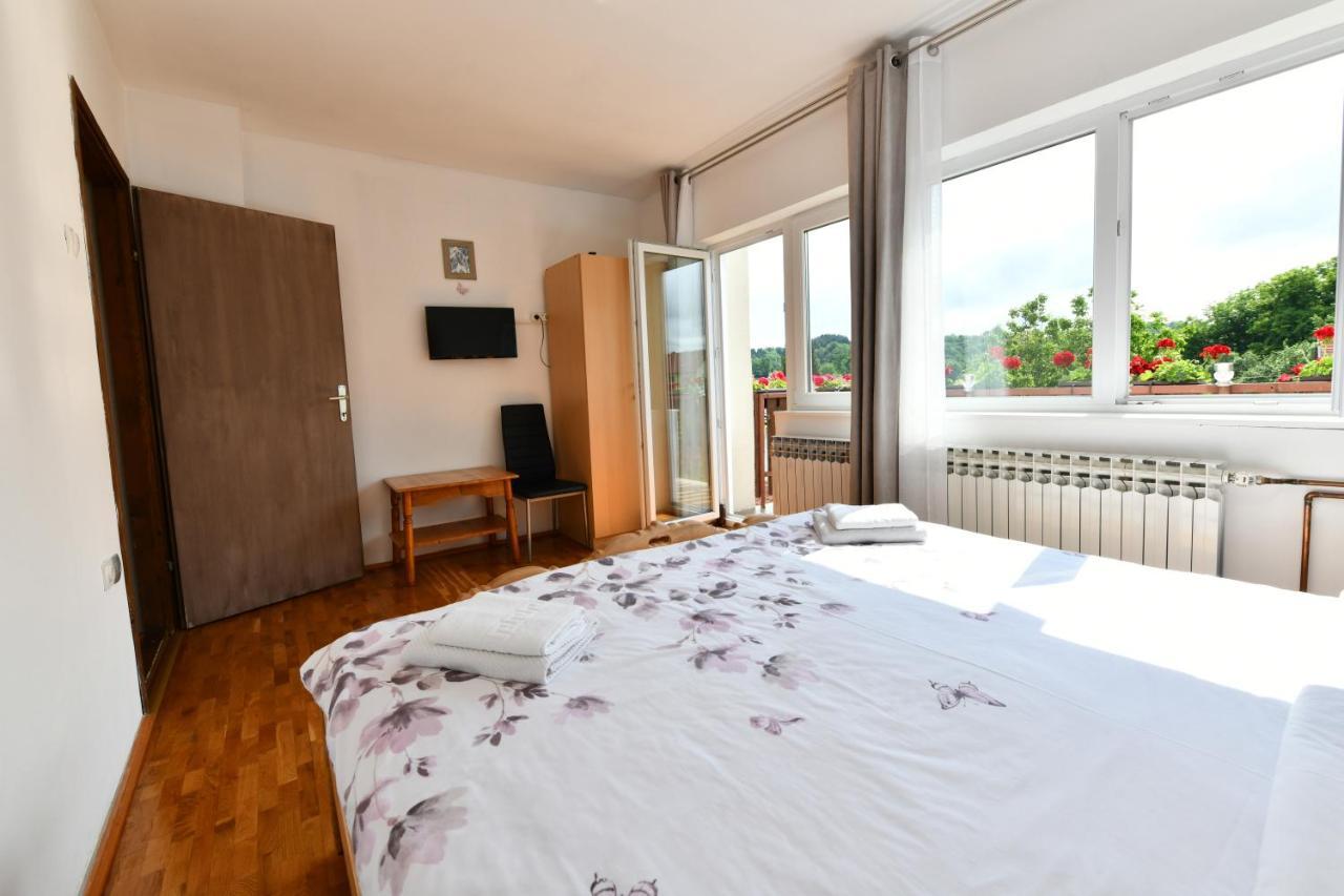 Apartment Marija Zupan Rakovica Dış mekan fotoğraf