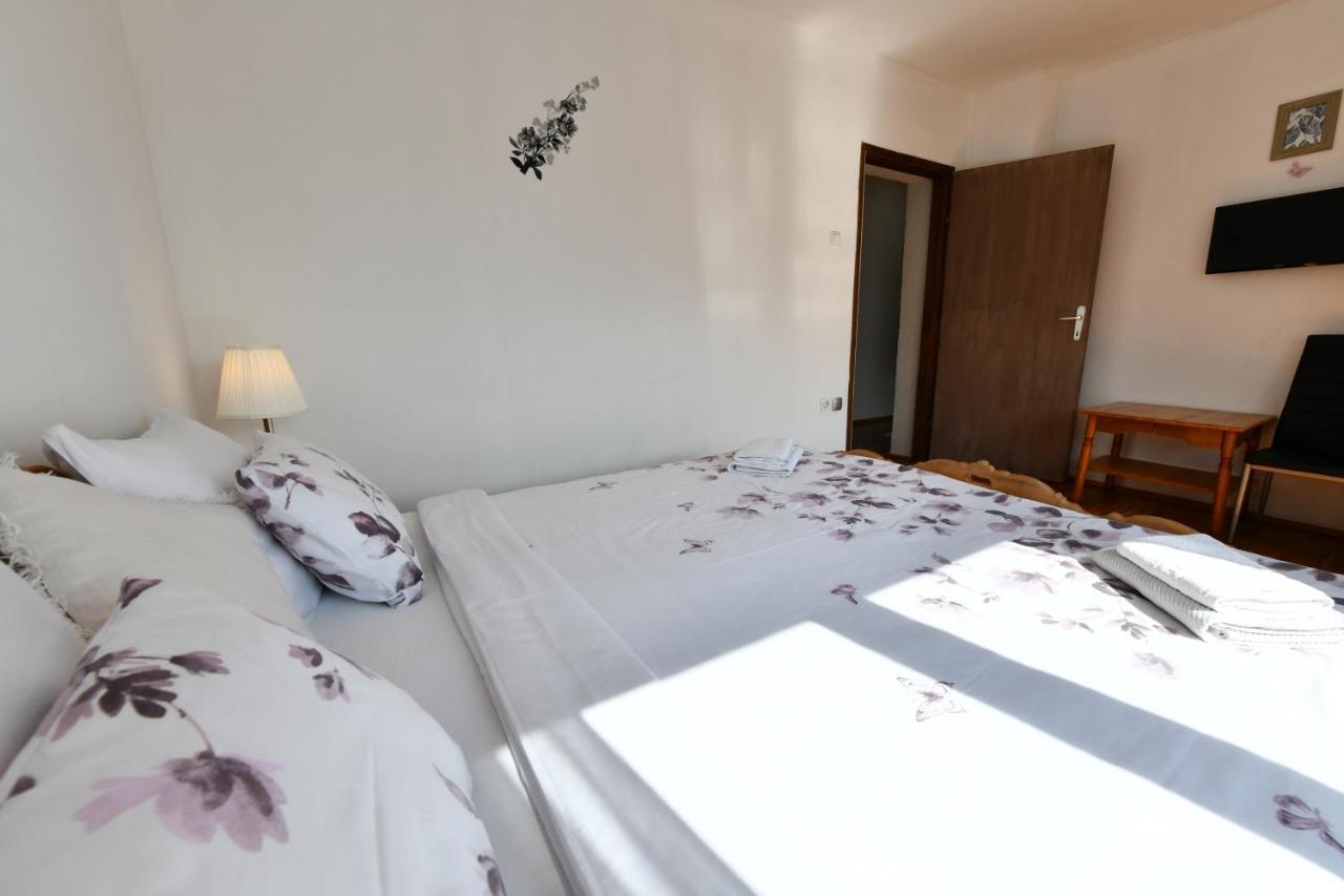Apartment Marija Zupan Rakovica Dış mekan fotoğraf
